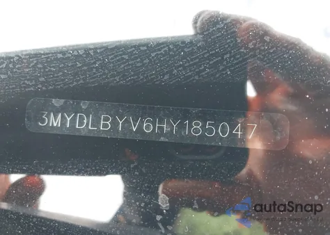 2017 Toyota Yaris Ia из США, поврежденный, VIN 3MYDLBYV6HY185047